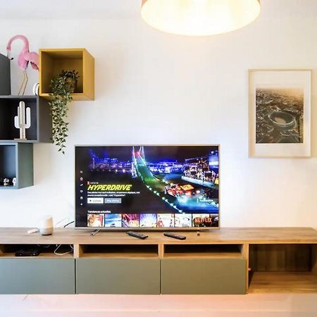 Studio Terrasse & Parking Gratuit En Residence Nîmes Eksteriør billede