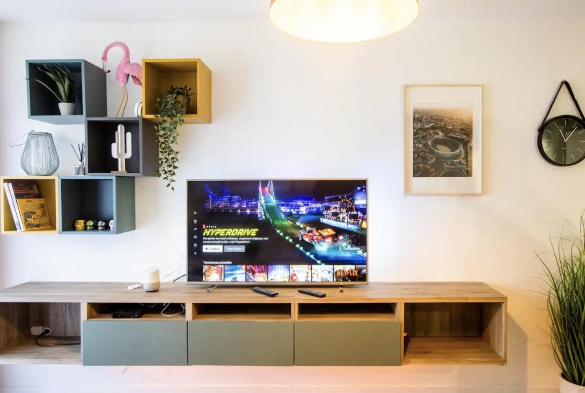 Studio Terrasse & Parking Gratuit En Residence Nîmes Eksteriør billede